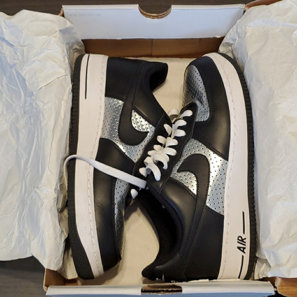 Nike Air Force 1